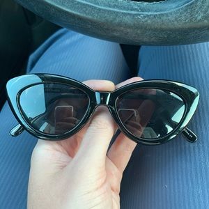 Steve Madden cat eye sunglasses